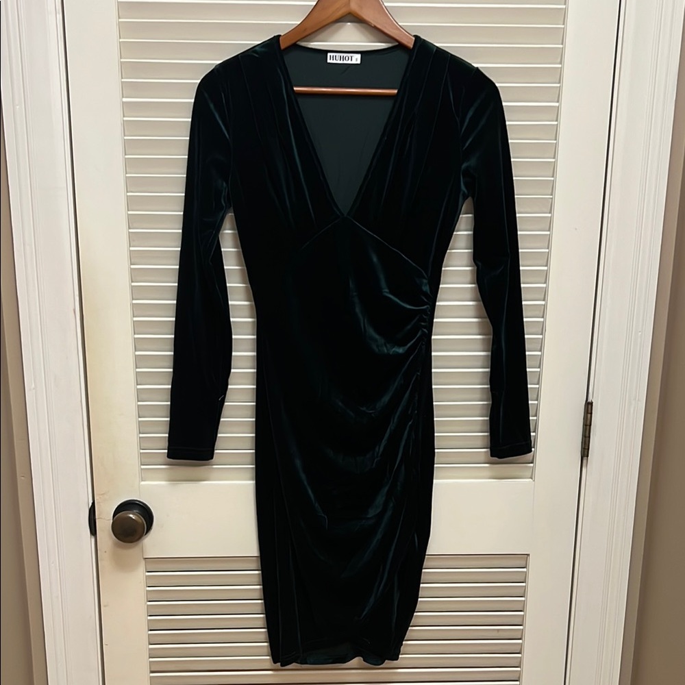 Huhot Velvet Cocktail Dress in Deep Green, Size Small, EUC - Picture 3 of 17